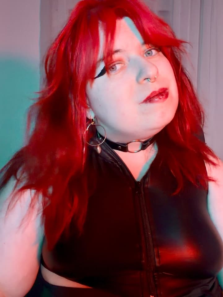 Scarlet Axis
